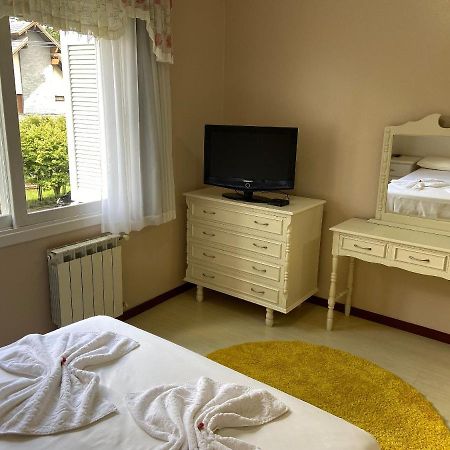 Apartamento Duplex De Gramado By Cia Da Temporada Ngoại thất bức ảnh